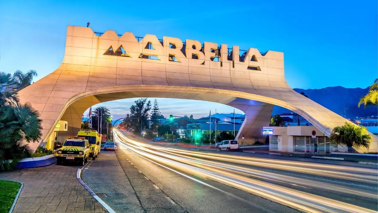 Beach & Puerto Banus Marbella Penthouse 0*,  スペイン