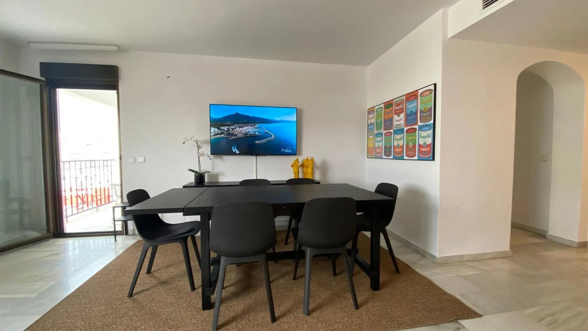 Beach & Puerto Banus Marbella Penthouse 0*,  スペイン